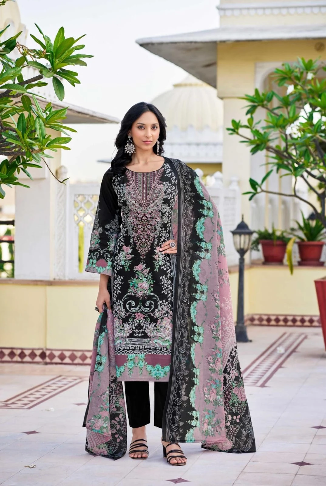 Mumtaz Arts Nayra - Image 10