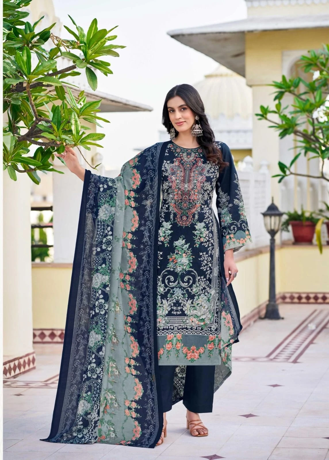 Mumtaz Arts Nayra - Image 2