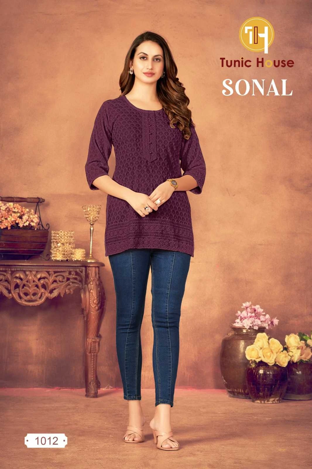 Tunic Sonal Chikankari Collection - Image 3