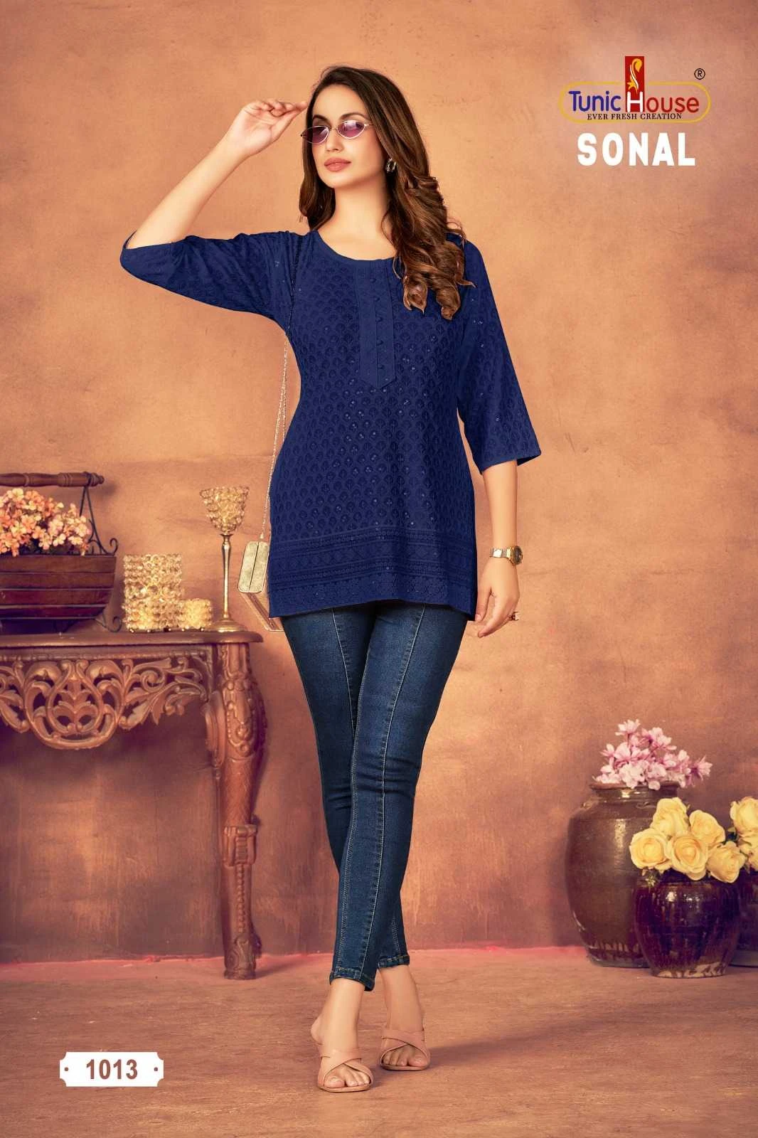 Tunic Sonal Chikankari Collection - Image 4