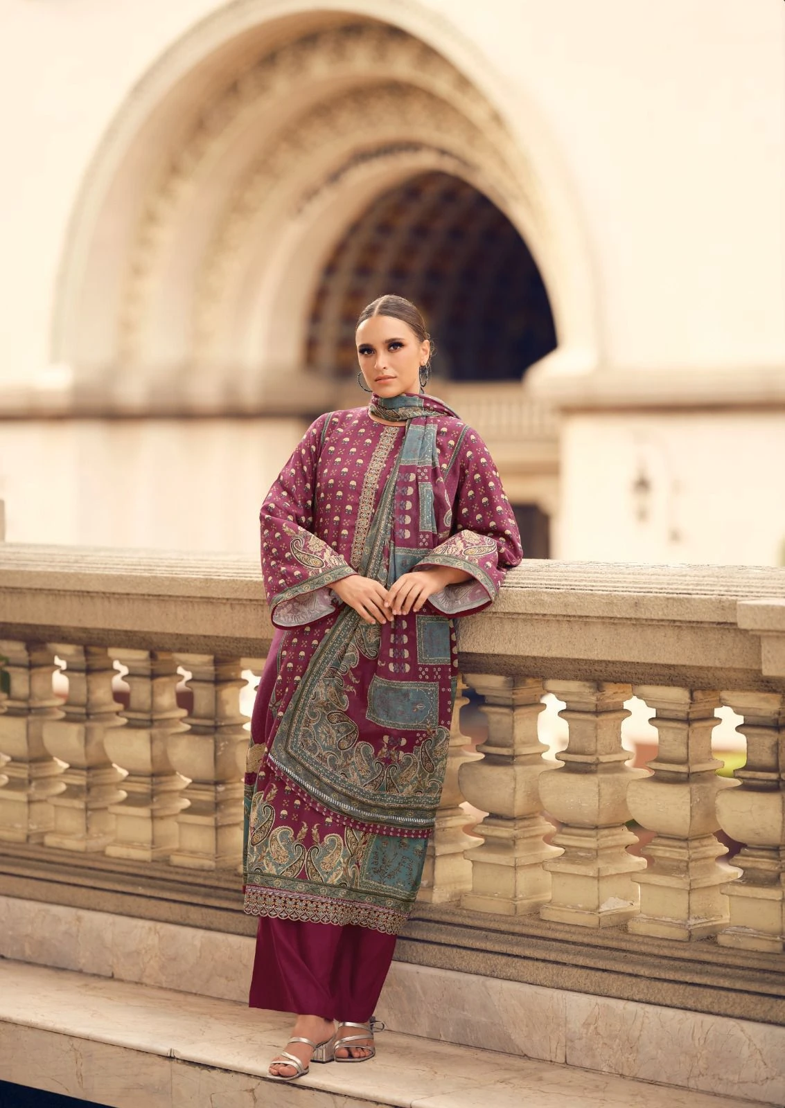 Hermitage Paisely - Image 2