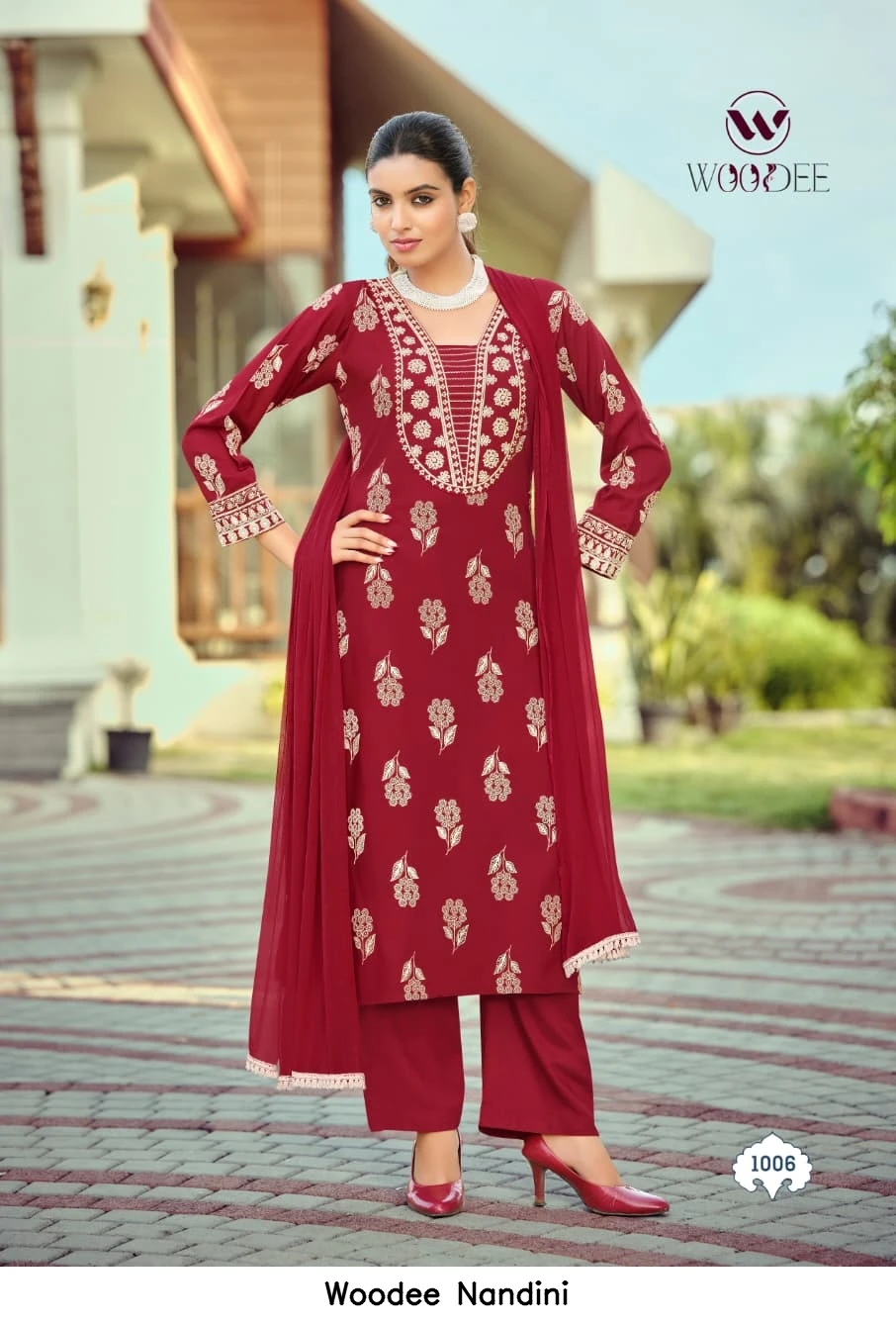 Woodee Nandini