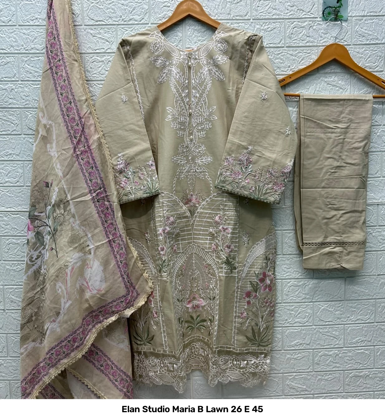 Elan Studio Maria B Lawn 26 E 45 3