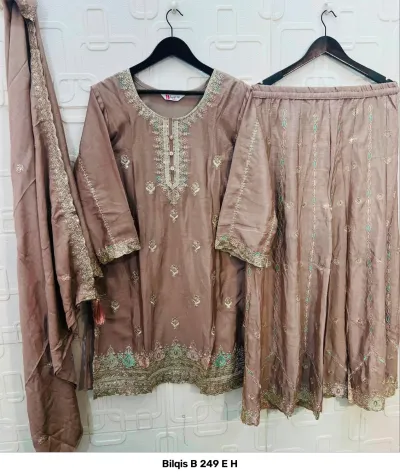Bilqis B 249 E H — Pakistani Readymade Suits, Bilqis wholesale from Surat — view 3