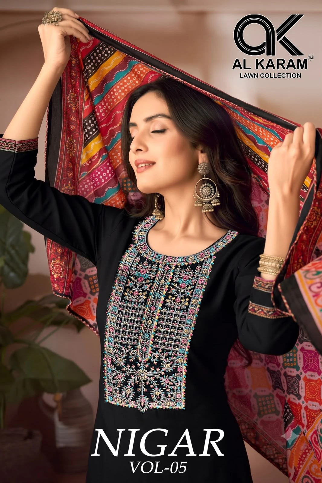 Al Karam Nigar Vol 5, black kurti with colorful multi-patterned dupatta, featuring intricate neck embroidery and decorative hemline work.