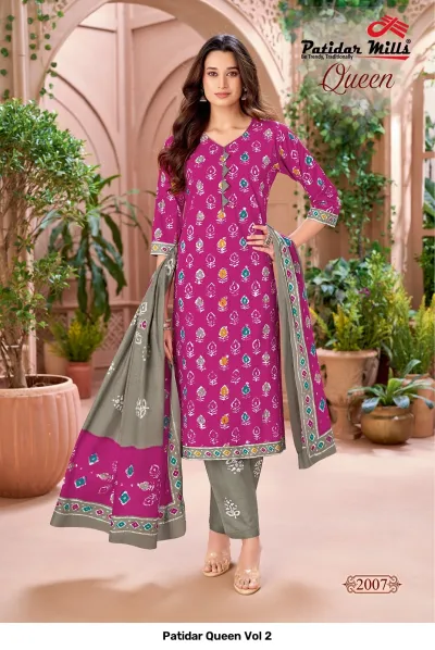 Patidar Queen Vol 2, pink salwar suit with batik floral print and grey pants and dupatta.