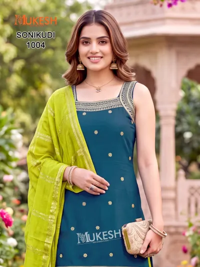 Mukesh Sonikudi 1004, teal kurti with gold thread embroidery and embellishments, paired with a bright lime dupatta.